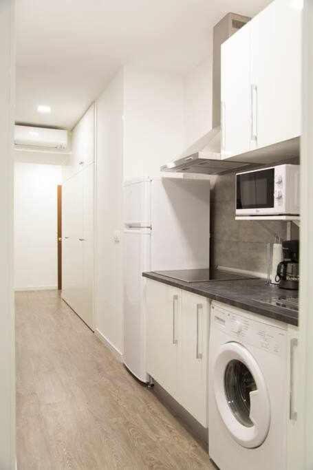 Comodo Y Agradable Estudio En Madrid Centro A2 Exteriér fotografie