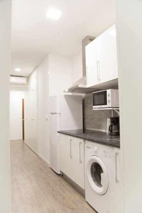 Comodo Y Agradable Estudio En Madrid Centro A2 Exteriér fotografie