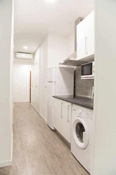 Comodo Y Agradable Estudio En Madrid Centro A2 Exteriér fotografie