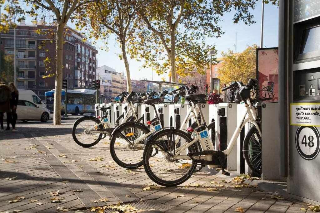Comodo Y Agradable Estudio En Madrid Centro A2 Exteriér fotografie
