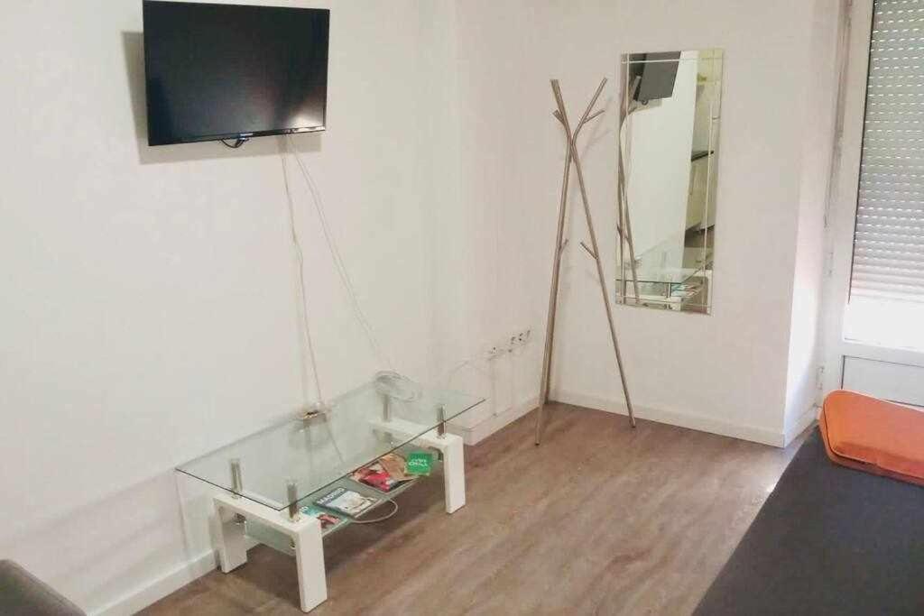 Comodo Y Agradable Estudio En Madrid Centro A2 Exteriér fotografie